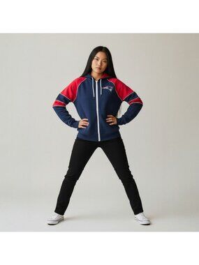 New England Patriots NFL Embroidered full-zip hoodie jacket Small New with Tag